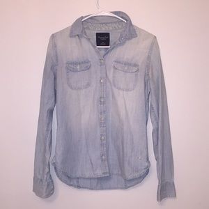 American Eagle Women Denim Button Down